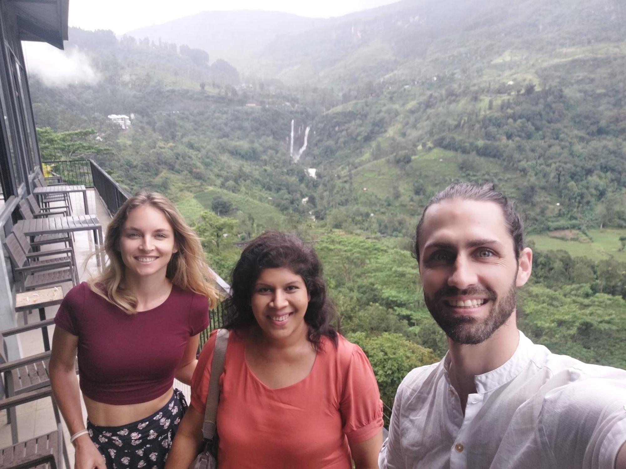 Golden Villa Kandy - "Free Pickup From Kandy " Екстериор снимка
